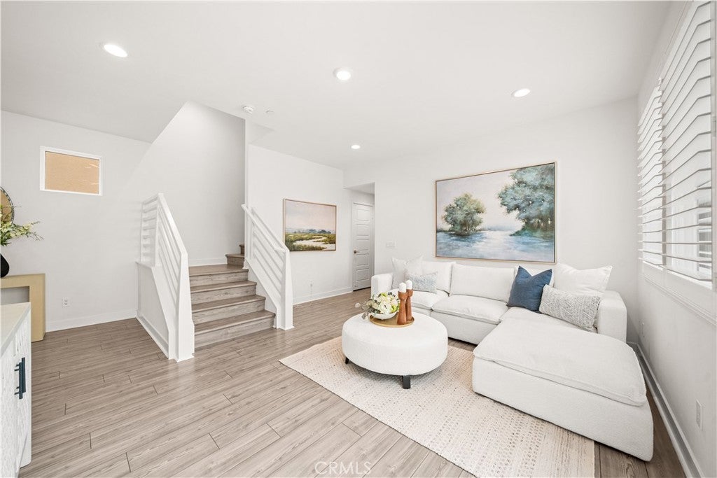 333 Baluster, Irvine CA 92618 - Photo 35
