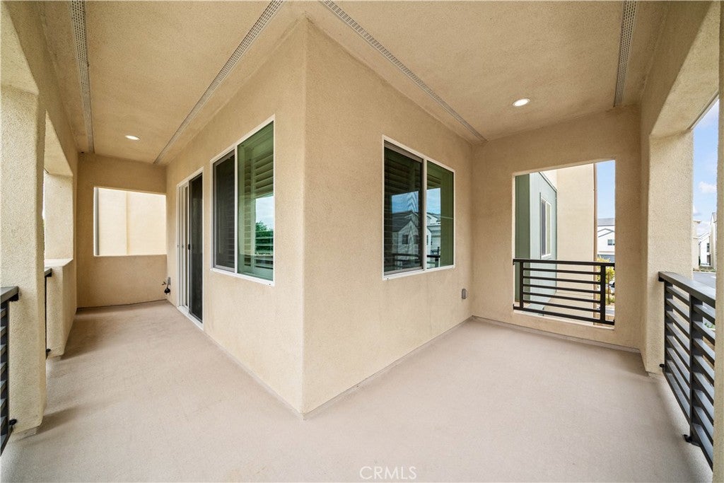 333 Baluster, Irvine CA 92618 - Photo 23