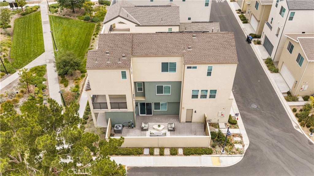 333 Baluster, Irvine CA 92618 - Photo 33