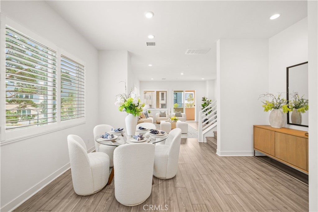 333 Baluster, Irvine CA 92618 - Photo 6