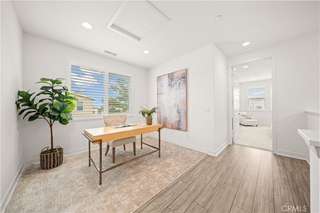333 Baluster, Irvine CA 92618 - Photo 12
