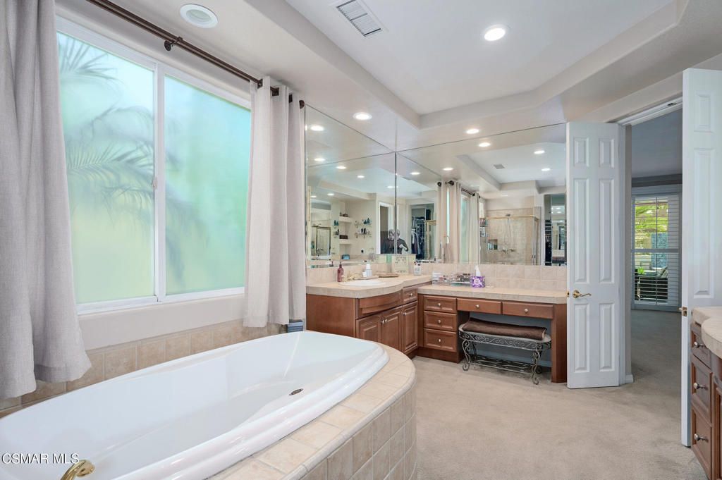 listing image 130722901241213029424