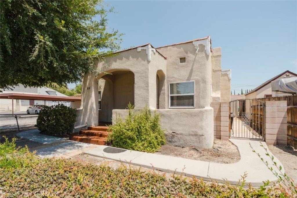 616 S Canyon BLVD