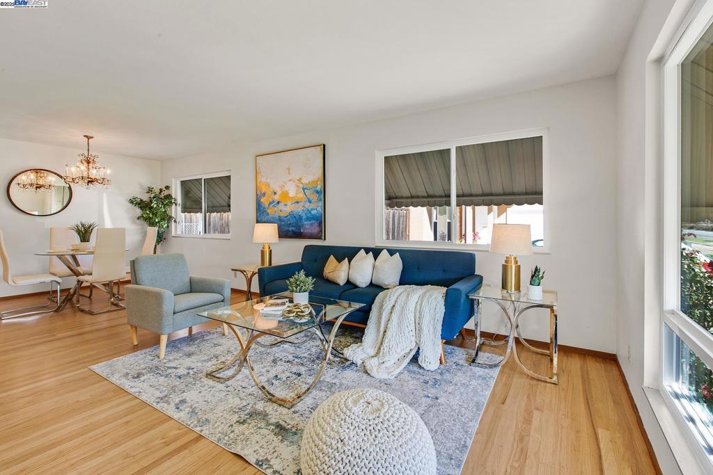 SUNDALE - Residential