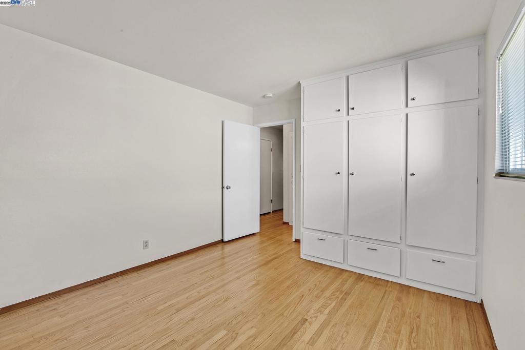 SUNDALE - Residential