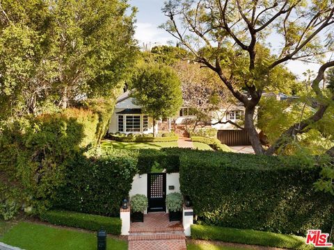 1240 N Wetherly Drive West Hollywood CA 90069