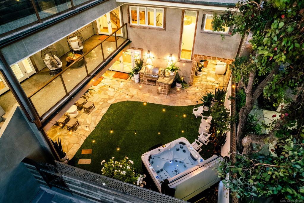 Mission Beach - Residential