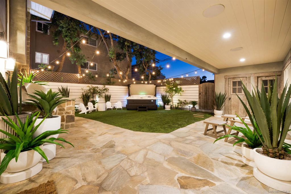 Mission Beach - Residential