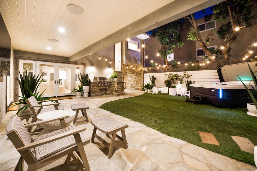 Mission Beach - Residential