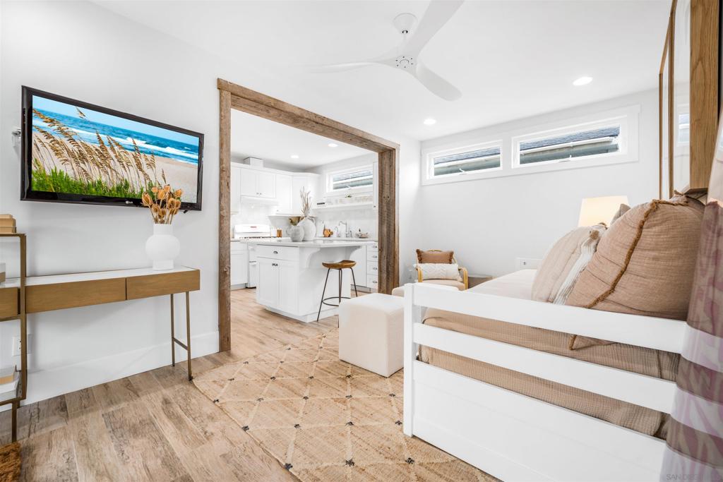 Mission Beach - Residential