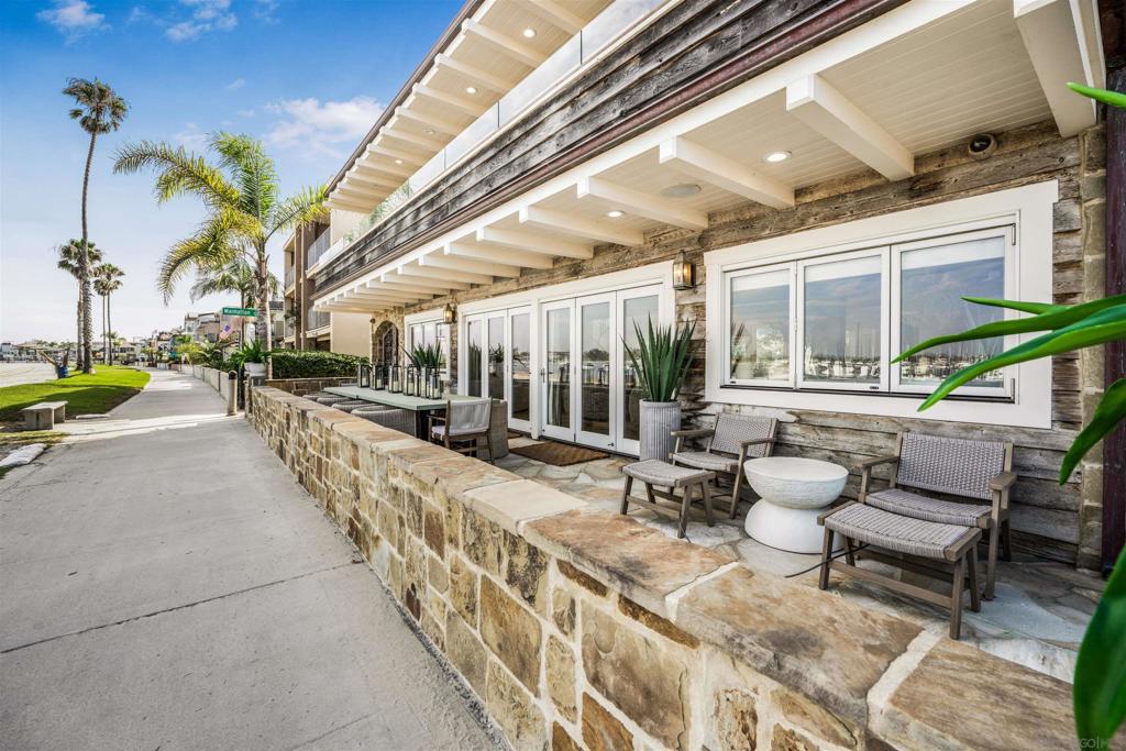 Mission Beach - Residential