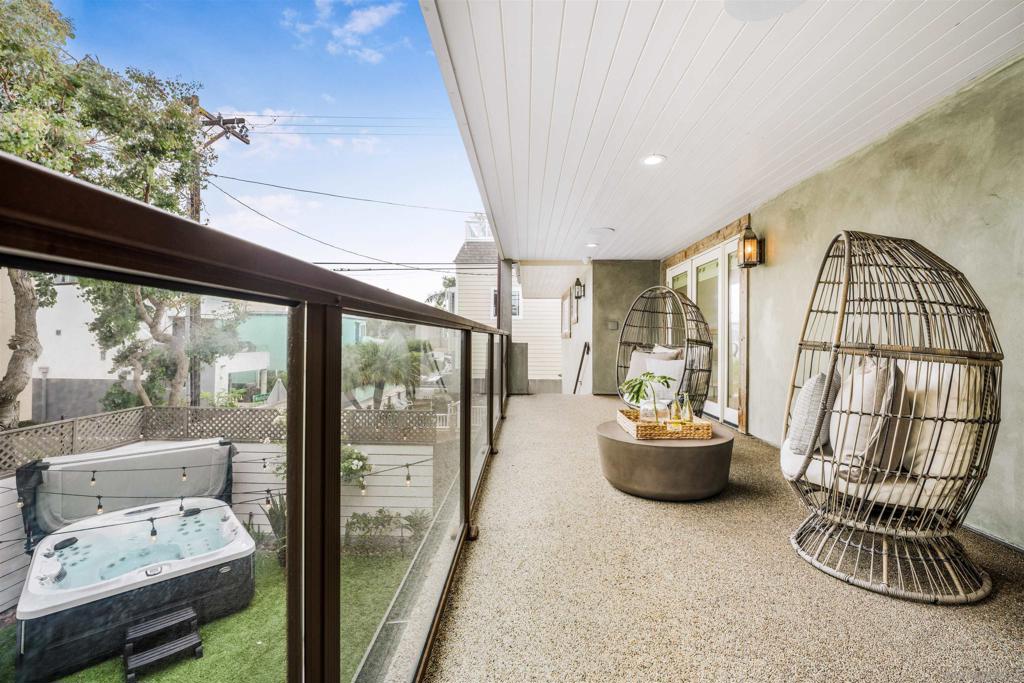 Mission Beach - Residential