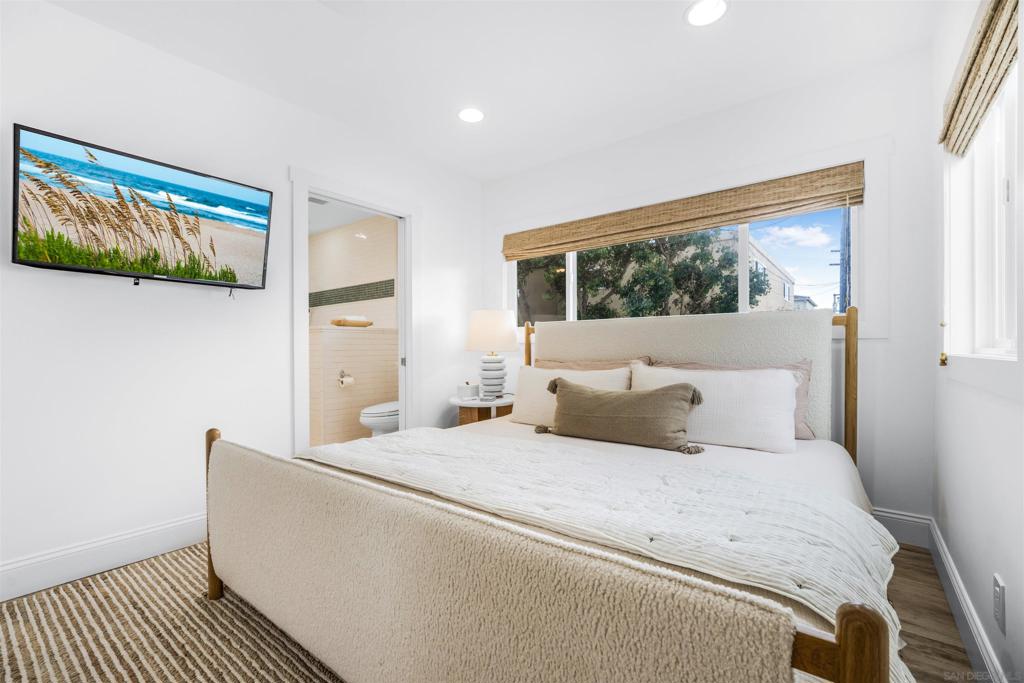 Mission Beach - Residential