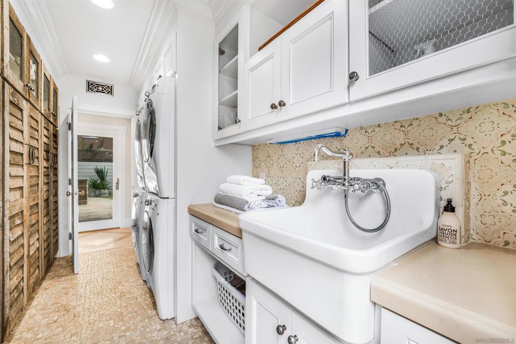 Mission Beach - Residential