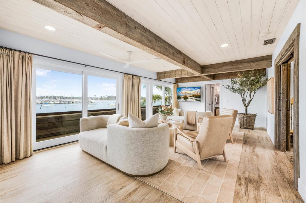 Mission Beach - Residential