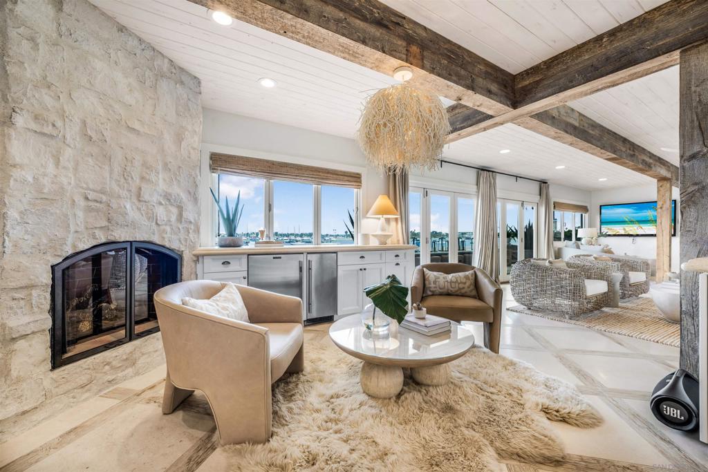 Mission Beach - Residential