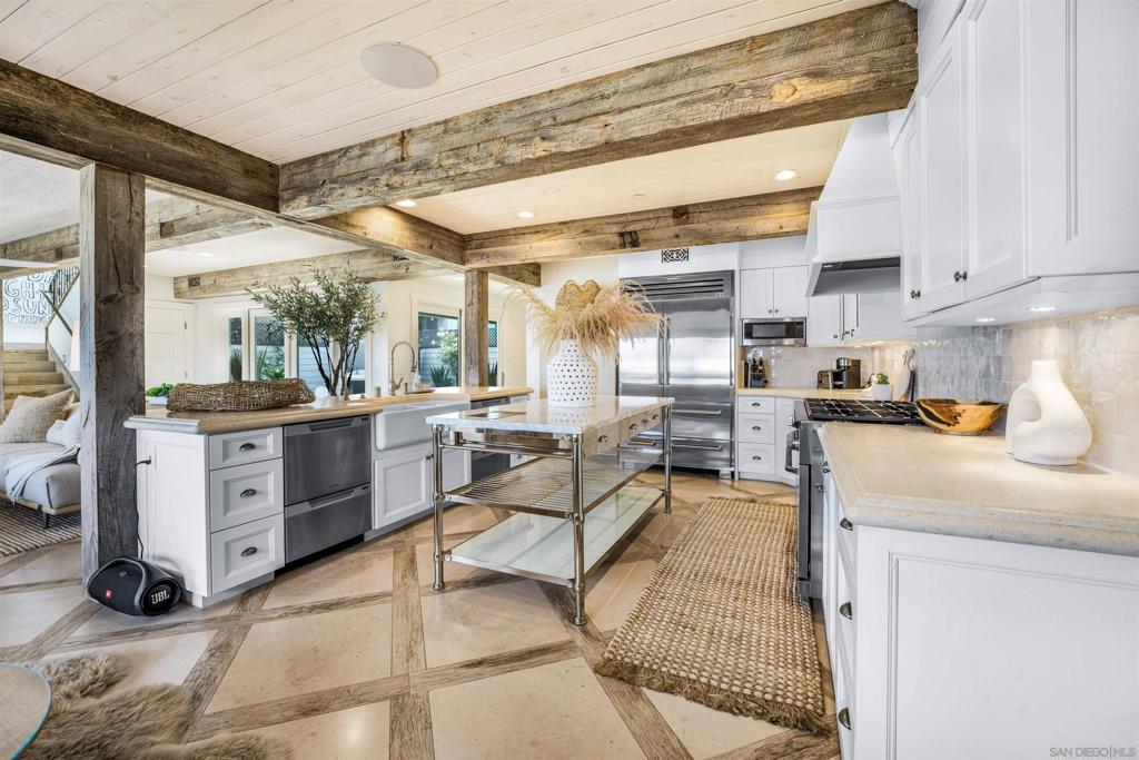 Mission Beach - Residential