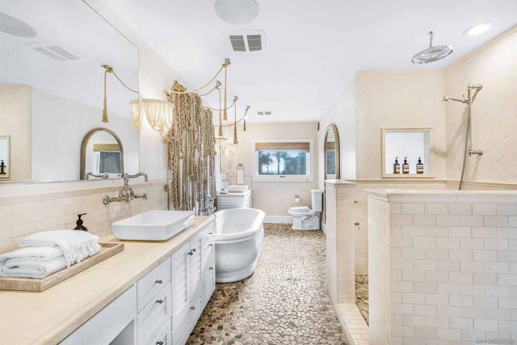 Mission Beach - Residential