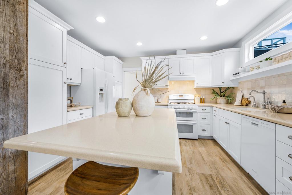 Mission Beach - Residential