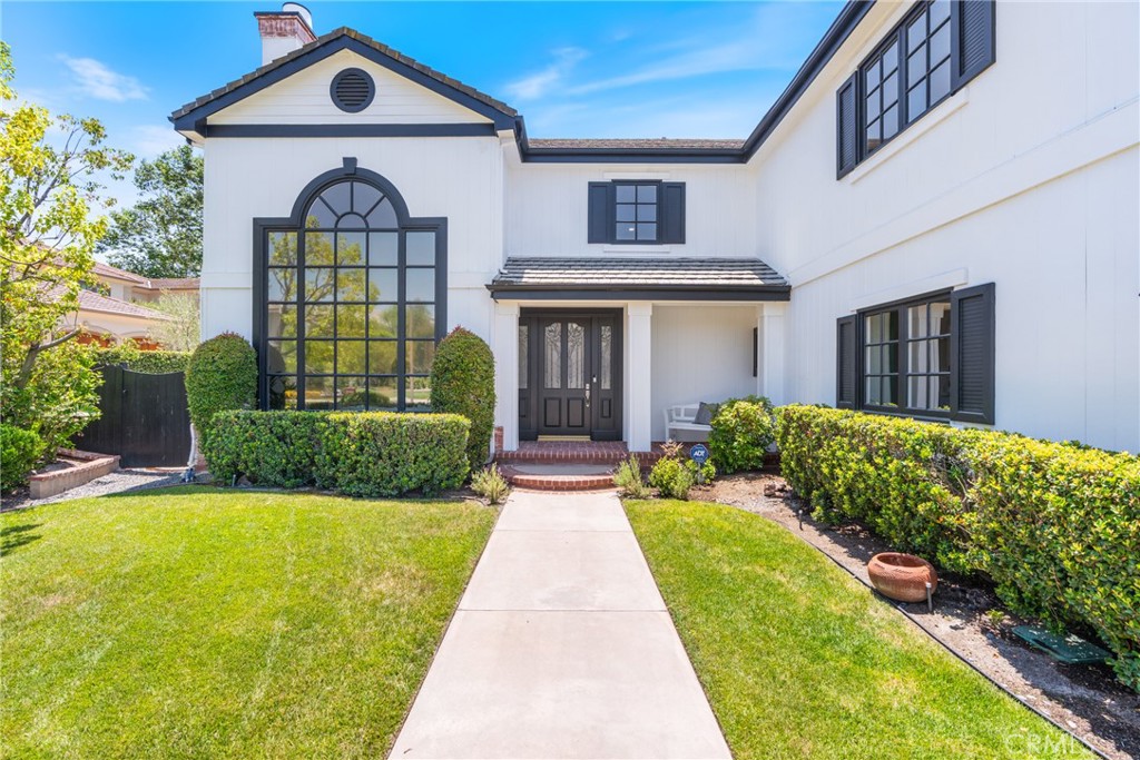 20 Meadow Wood Drive