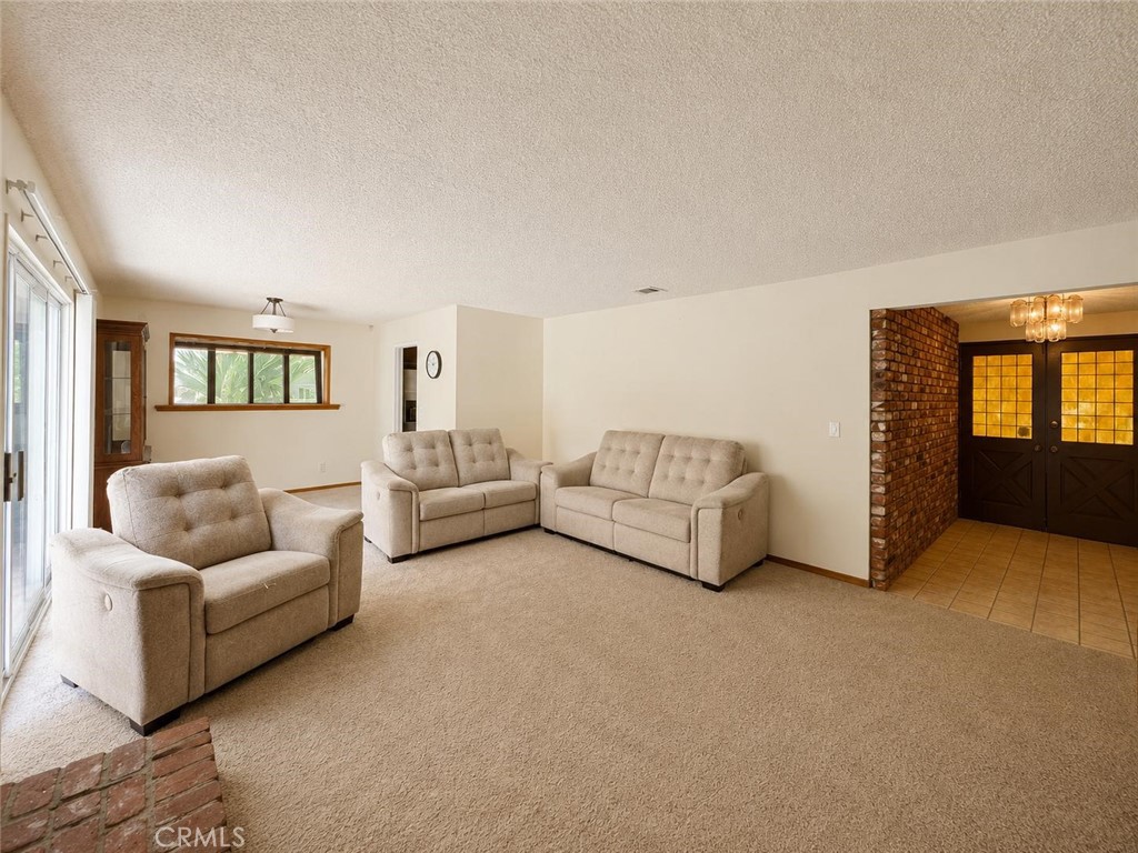 25825 Holly Vista Boulevard