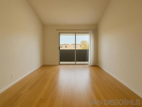 3454 Castle Glen Dr 216 San Diego CA 92123