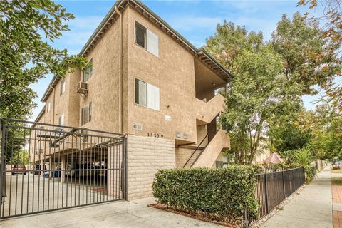 Photo of 14239 Gilmore Street, Van Nuys, CA 91401 (MLS # SR25244793) Photo of 14239 Gilmore Street, Van Nuys, CA 91401 (MLS # SR25244793)
