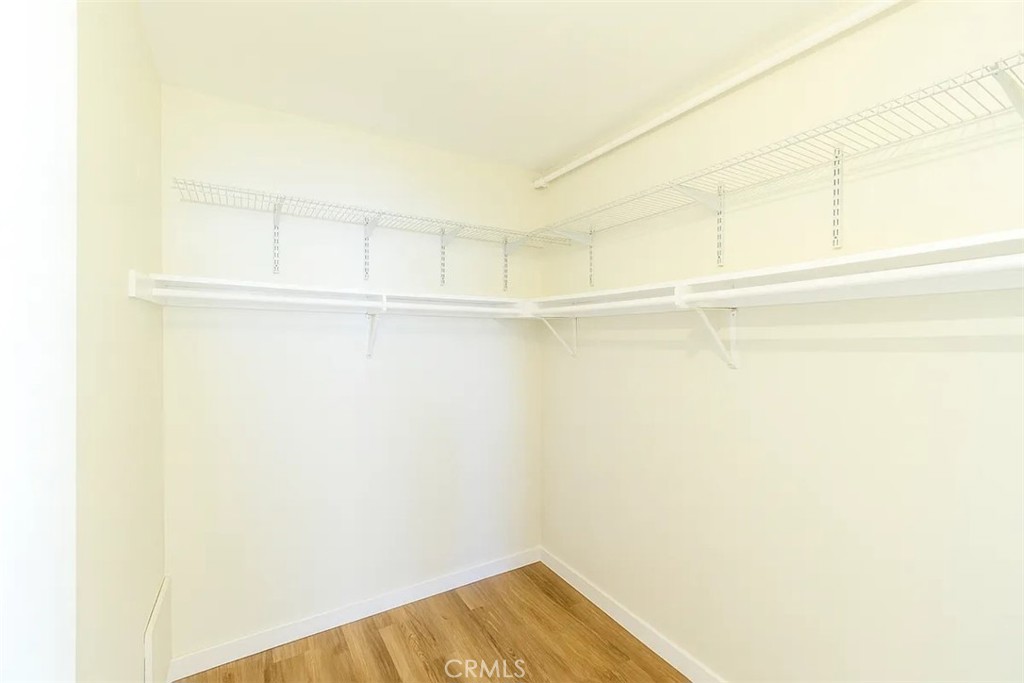 12571 Kensington Lane 6