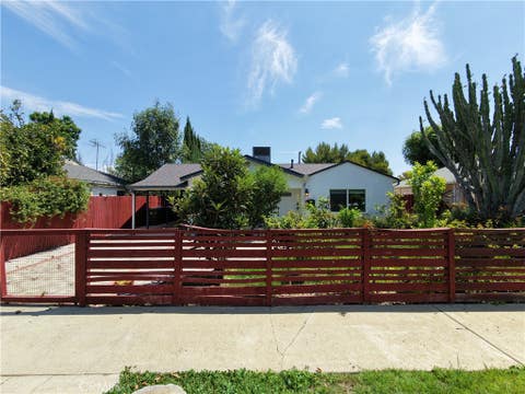 Photo of 6928 Lubao Avenue, Winnetka, CA 91306 (MLS # SR26185637)