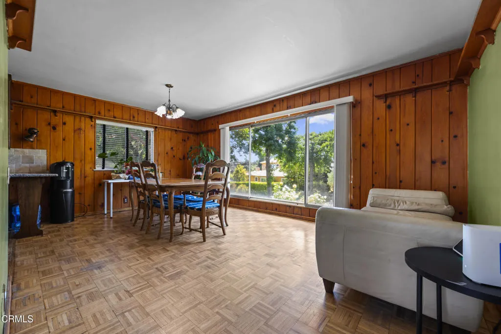 Altadena, California 91001, United States, 3 Bedrooms Bedrooms, ,2 BathroomsBathrooms,Residential,Active,162288