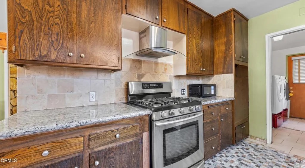 Altadena, California 91001, United States, 3 Bedrooms Bedrooms, ,2 BathroomsBathrooms,Residential,Active,162288