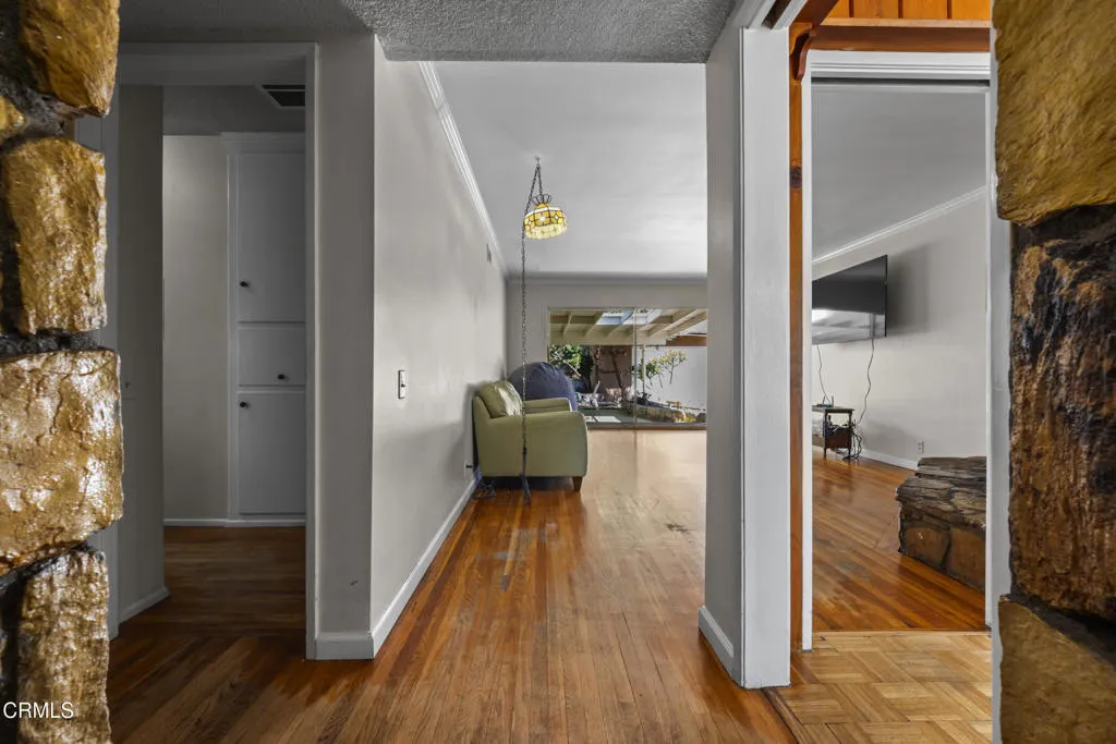 Altadena, California 91001, United States, 3 Bedrooms Bedrooms, ,2 BathroomsBathrooms,Residential,Active,162288