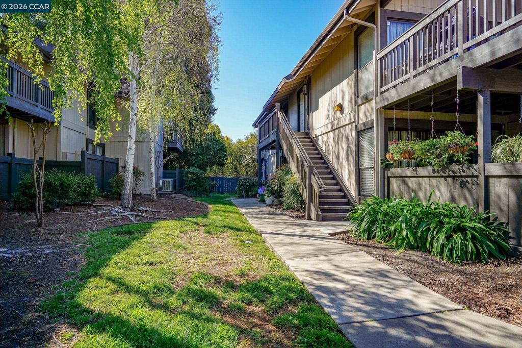 2340 Pleasant Hill Rd Rd 2, Pleasant Hill CA 94523