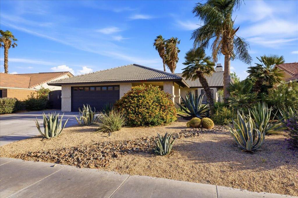 68355 Espada Road