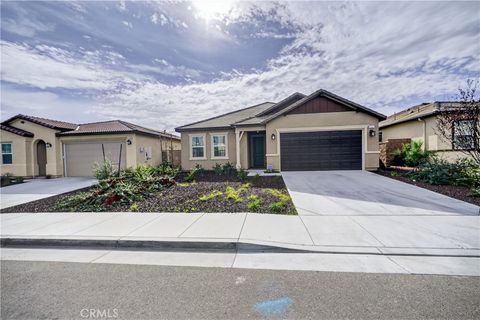 Photo of 41507 Red Car Dr, Lake Elsinore, CA 92532 (MLS # SB26020442)