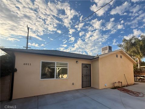 Photo of 6911 Jamieson Avenue, Reseda, CA 91335 (MLS # SR25247227) Photo of 6911 Jamieson Avenue, Reseda, CA 91335 (MLS # SR25247227)