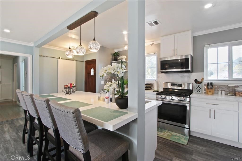 742 W Orangethorpe