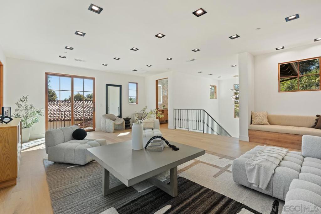 Rancho Santa Fe - Residential