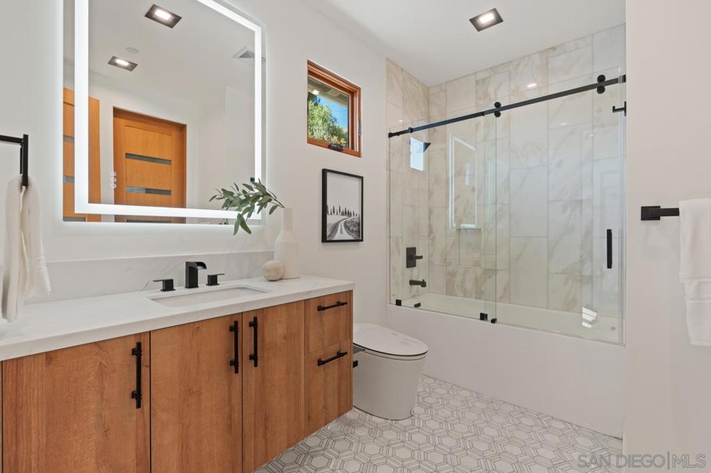 Rancho Santa Fe - Residential