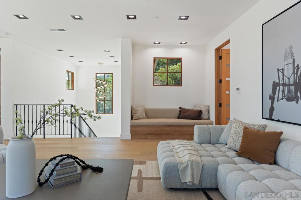 Rancho Santa Fe - Residential