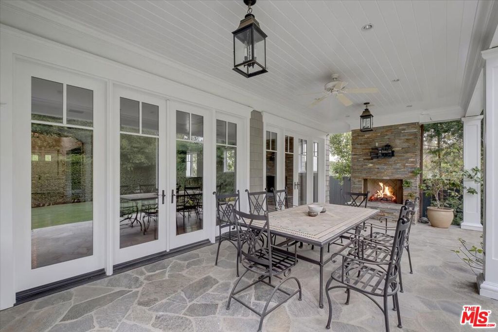 Properties 4 117 S BURLINGAME Avenue