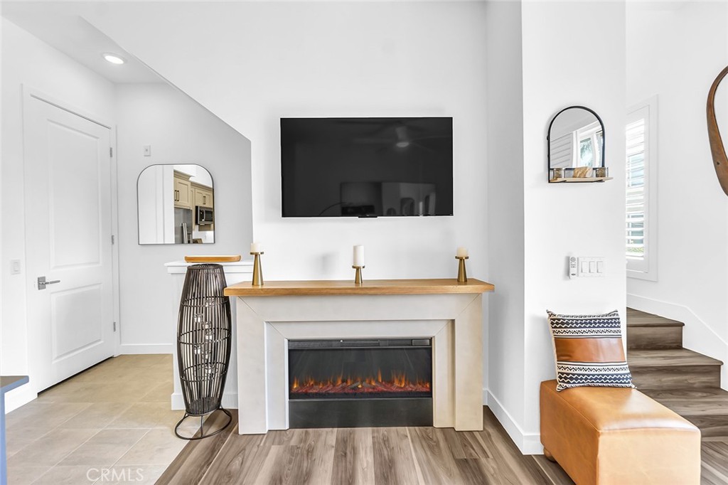 1632 Doheny Way