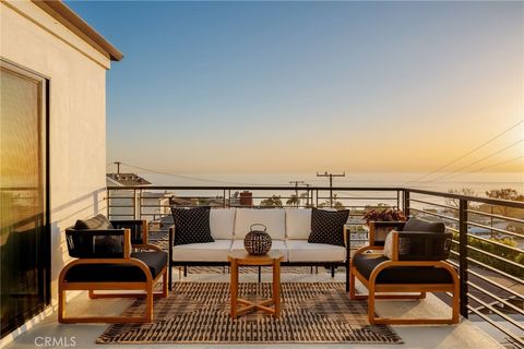 Tiny photo for 274 Grandview St, Laguna Beach, CA 92651 (MLS # LG26017822)