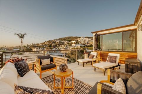 Tiny photo for 274 Grandview St, Laguna Beach, CA 92651 (MLS # LG26017822)