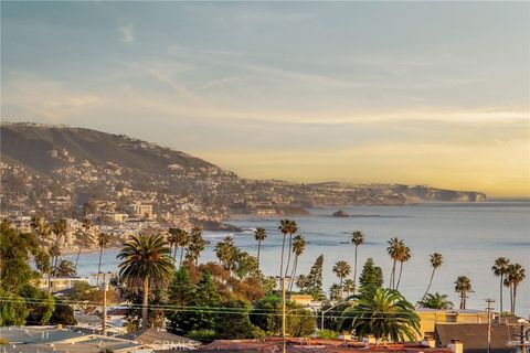 Tiny photo for 274 Grandview St, Laguna Beach, CA 92651 (MLS # LG26017822)