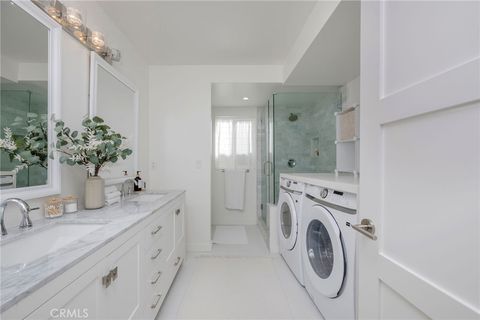 Tiny photo for 274 Grandview St, Laguna Beach, CA 92651 (MLS # LG26017822)