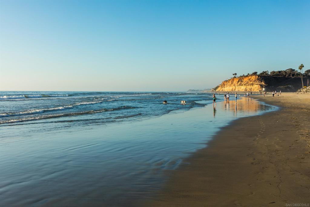 Del Mar - Residential