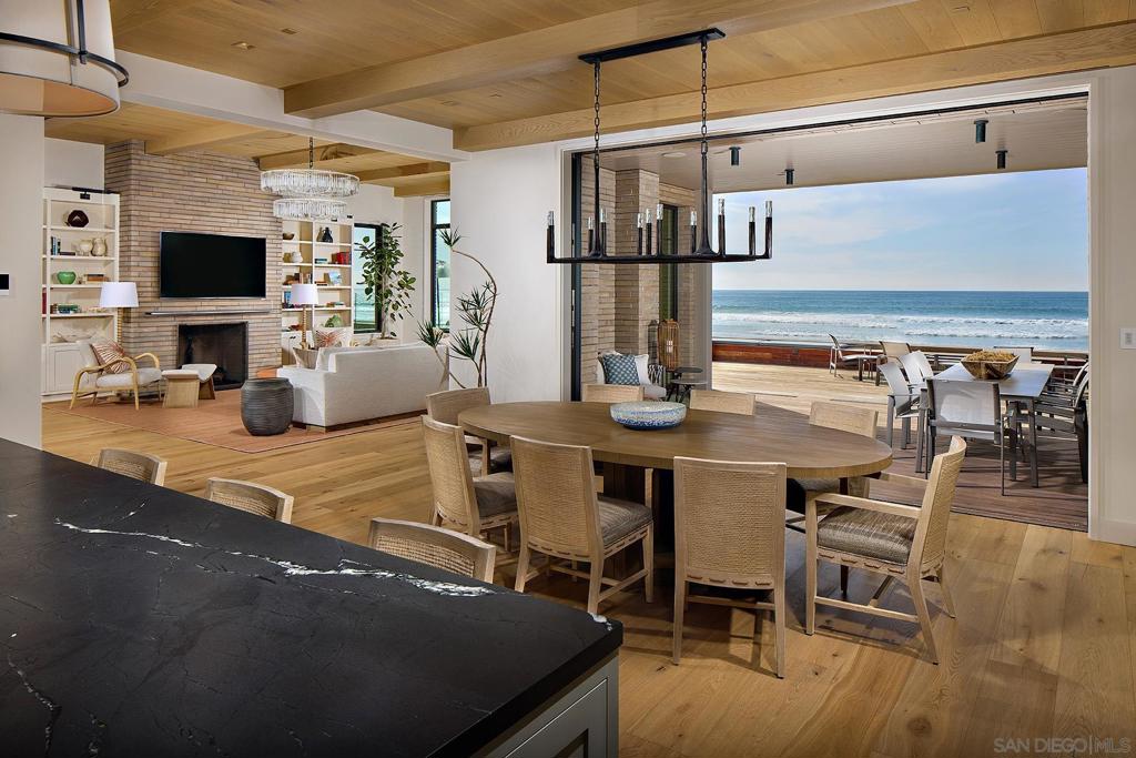 2920 Camino Del Mar