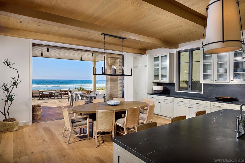 Del Mar - Residential