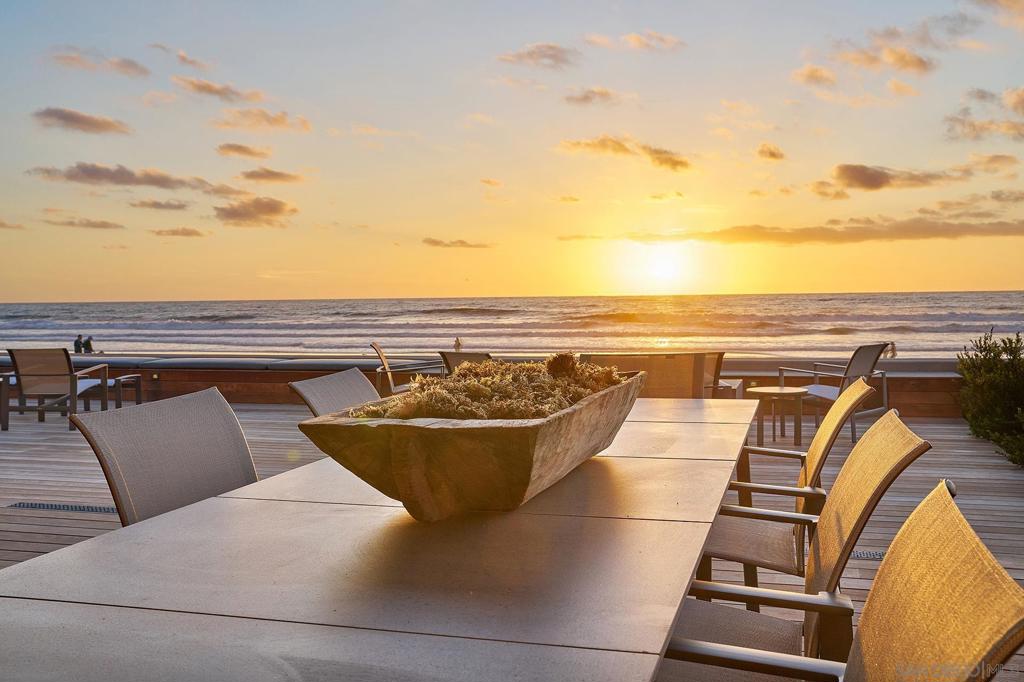 2920 Camino Del Mar
